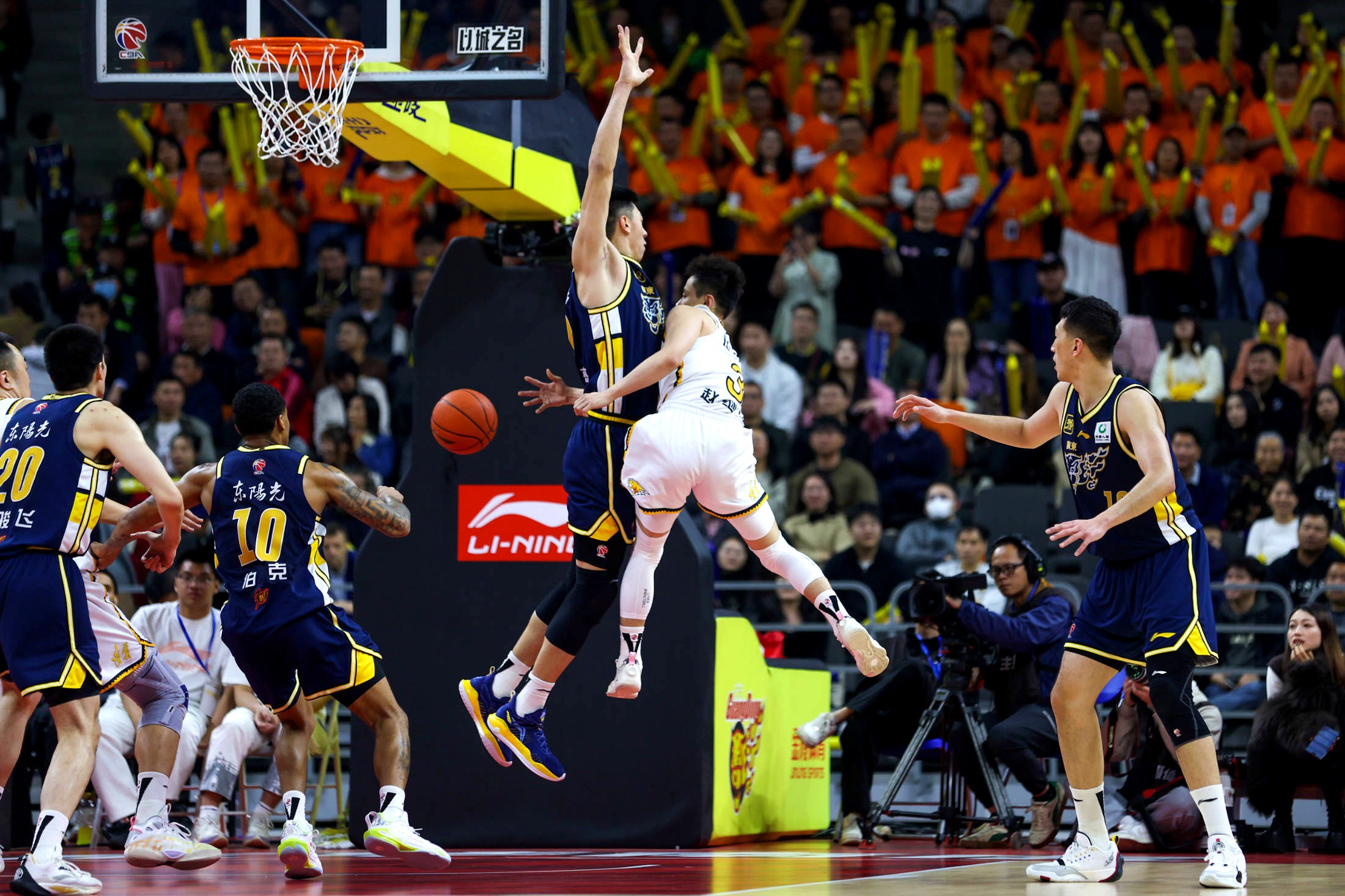 开云平台 -赛后体能课后,费城76人豪取连胜备战NBA常规赛,媒体盛赞,阵容厚度经受考验的简单介绍